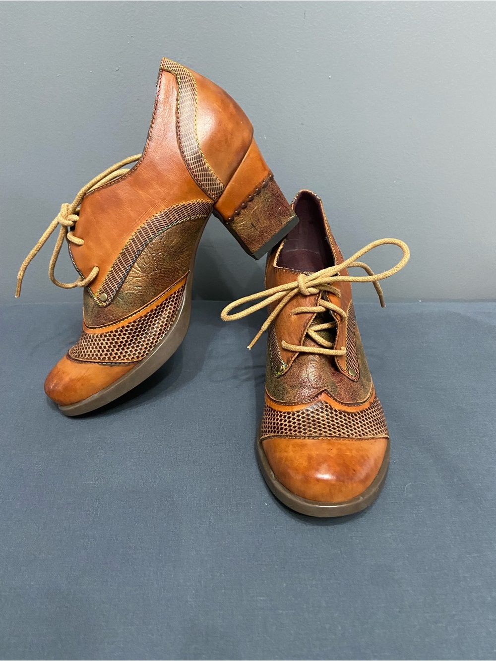 L'ARTISTE SPRING STEP Ilan-Cam 38 (US 7.5-8) Leather Square Heel Lace-up Oxford
